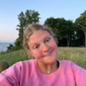 Meet your Posher, Julie